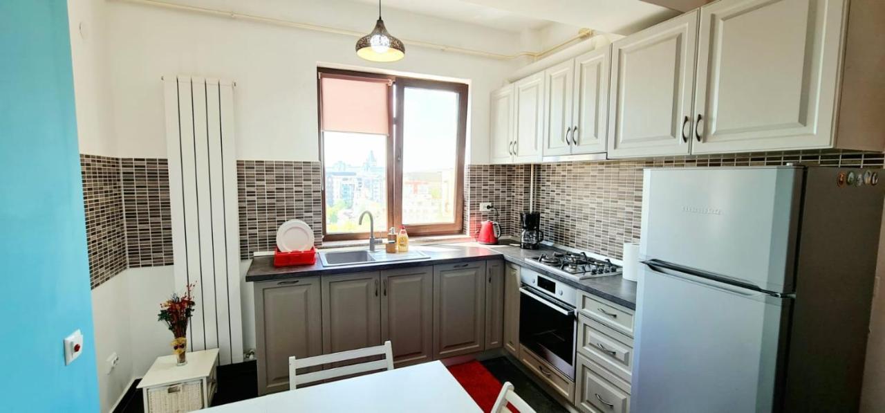 Palas View Apartments Near Palas Mall ياش المظهر الخارجي الصورة